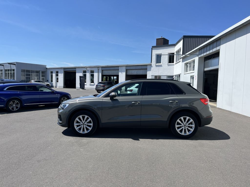 Audi Q3 35 2.0 TDI S tronic 3
