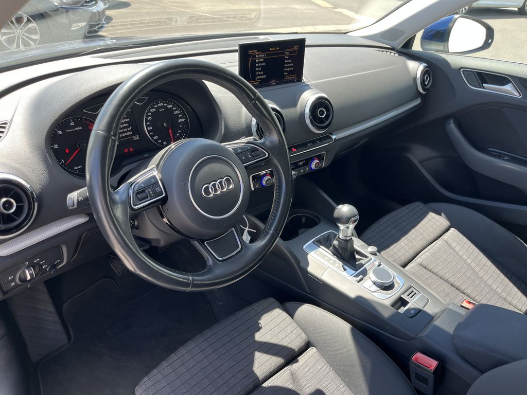 Audi A3 Sportback 2.0 TDI S tronic Ambition Navi SHZ 12