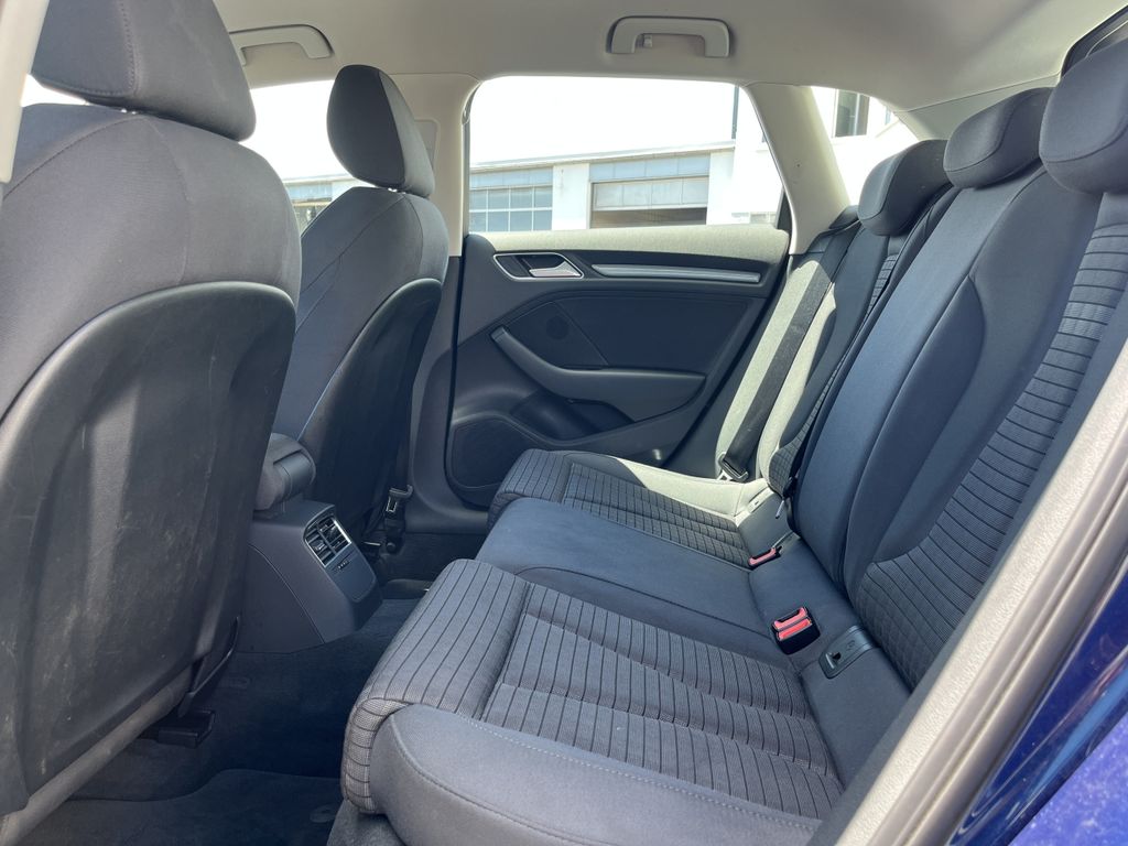 Audi A3 Sportback 2.0 TDI S tronic Ambition Navi SHZ 17