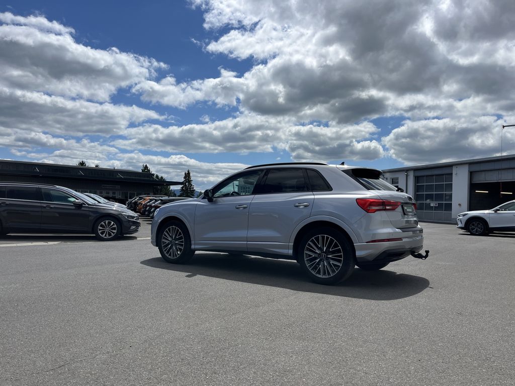 Audi Q3 35 1.5 TFSI S tronic advanced 9
