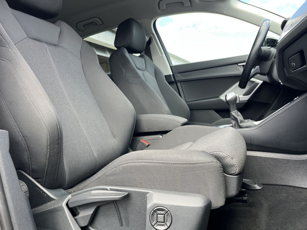 Audi Q3 35 1.5 TFSI S tronic advanced 14