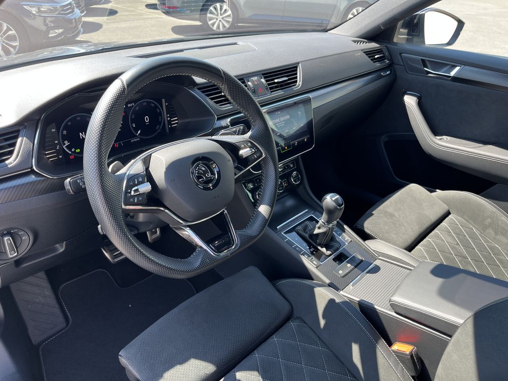 Skoda Superb Combi 2.0 TSI DSG Sportline 12