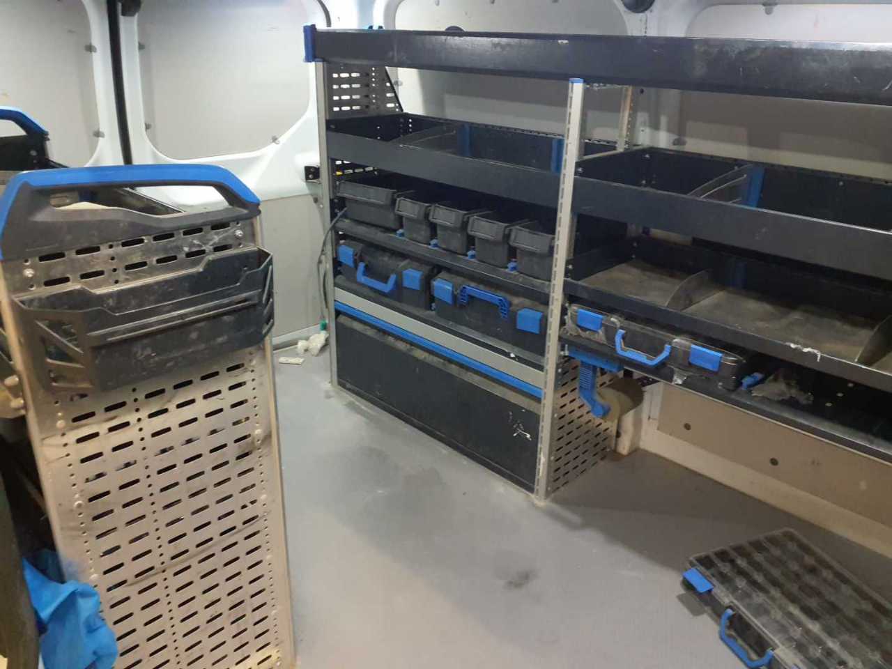 Ford Transit Custom 320 L1H1 LKW VA Trend 9