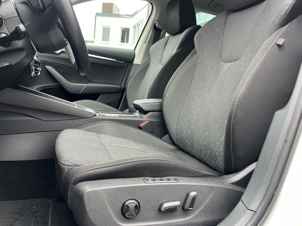 Skoda Octavia Combi 1.4 TSI e-Hybrid Style 13