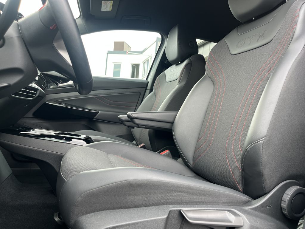Volkswagen ID.4 GTX 4Motion 12