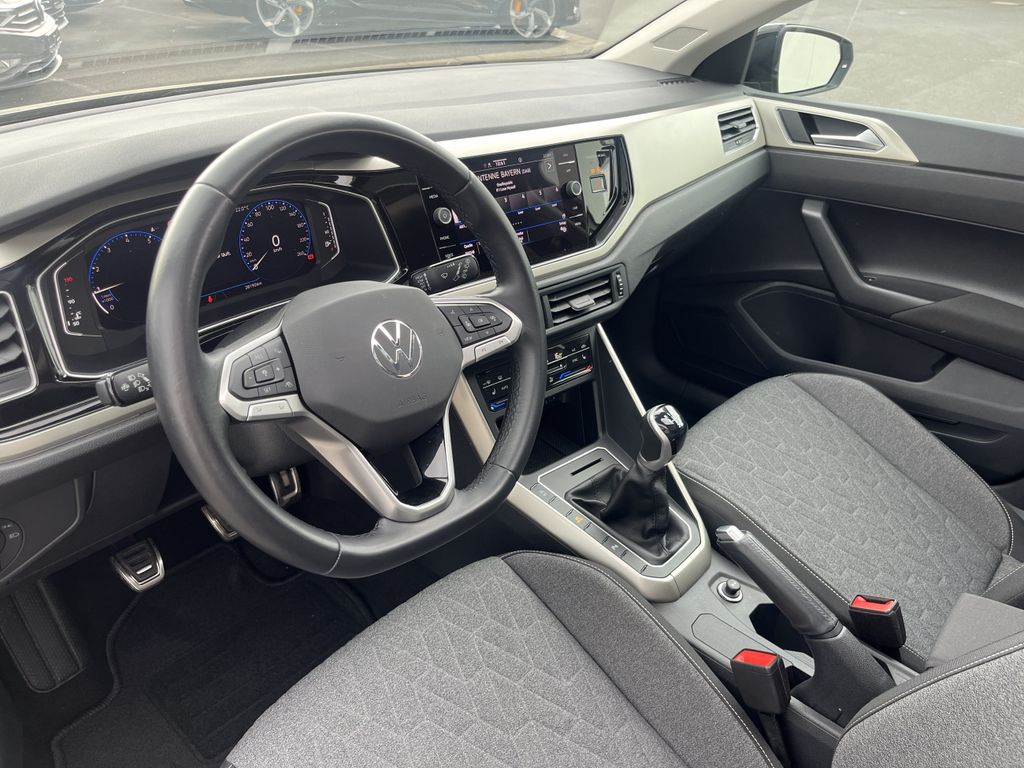 Volkswagen Polo 1.0 TSI MOVE 12