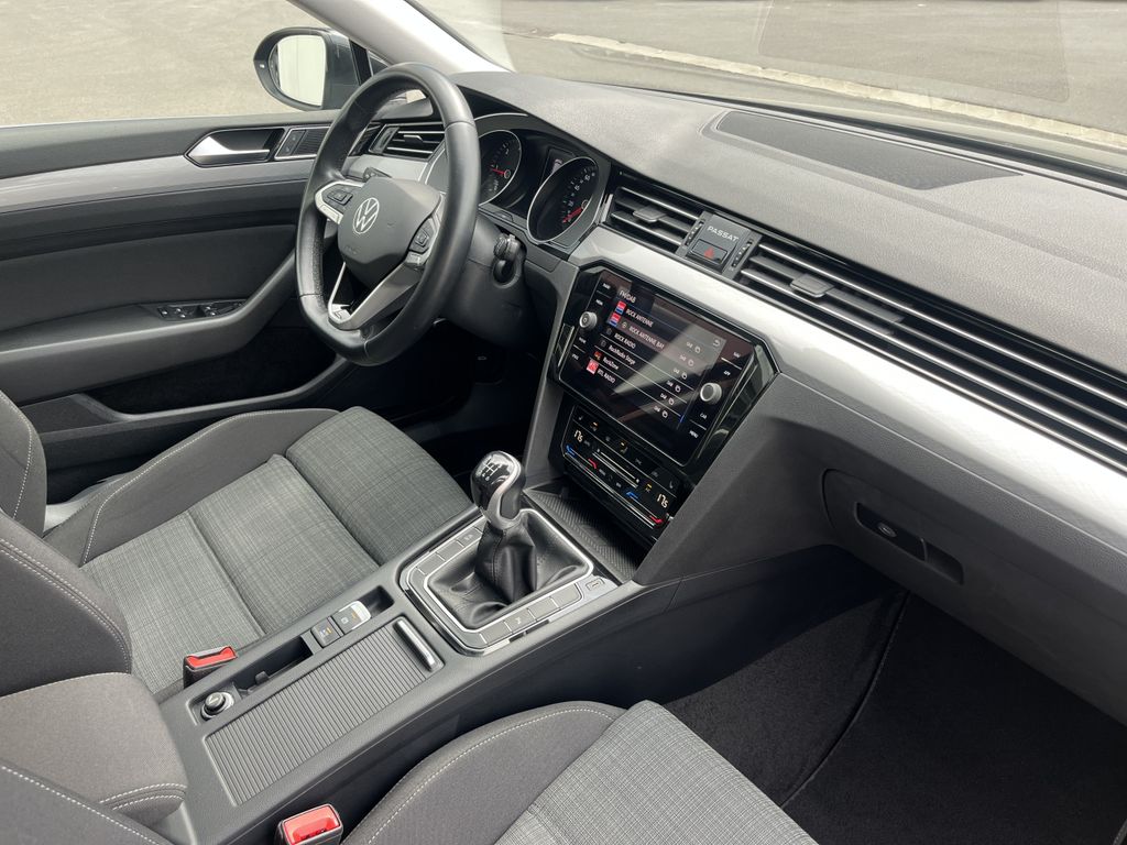 Volkswagen Passat Variant 2.0 TDI Business 14