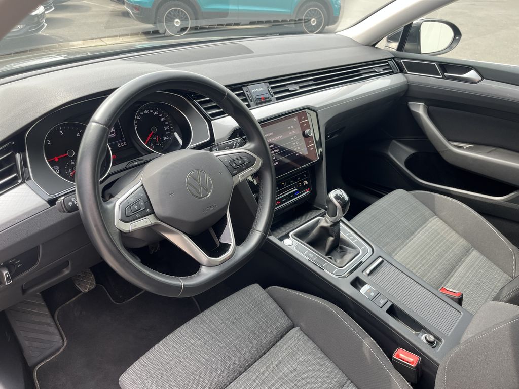 Volkswagen Passat Variant 2.0 TDI Business 12