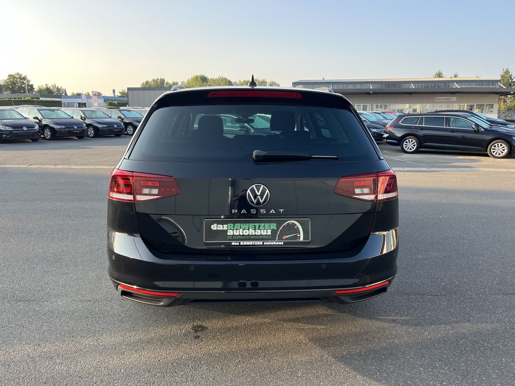 Volkswagen Passat Variant 2.0 TDI DSG Business 9