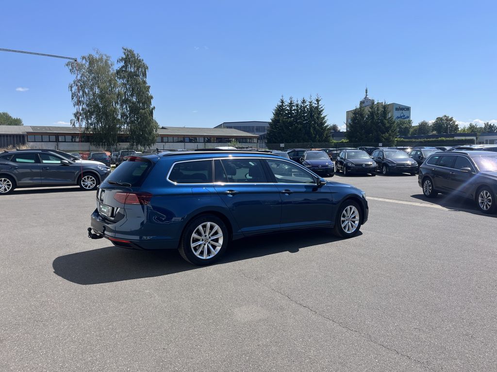 Volkswagen Passat Variant 2.0 TDI DSG Business 8