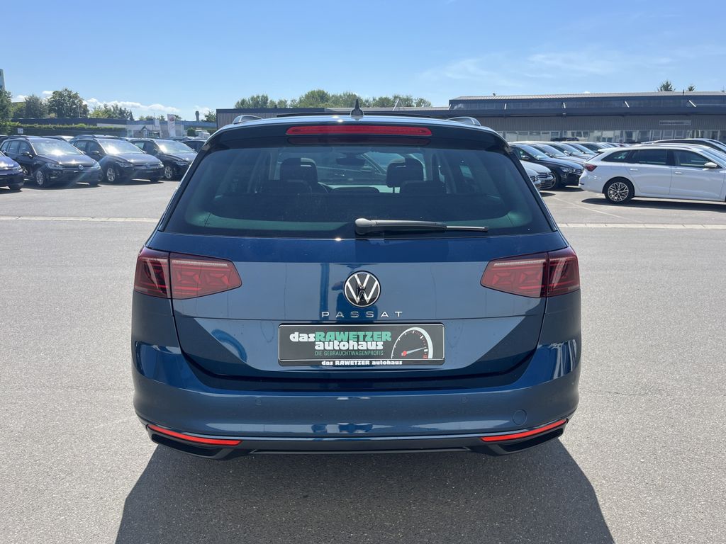 Volkswagen Passat Variant 2.0 TDI DSG Business 9
