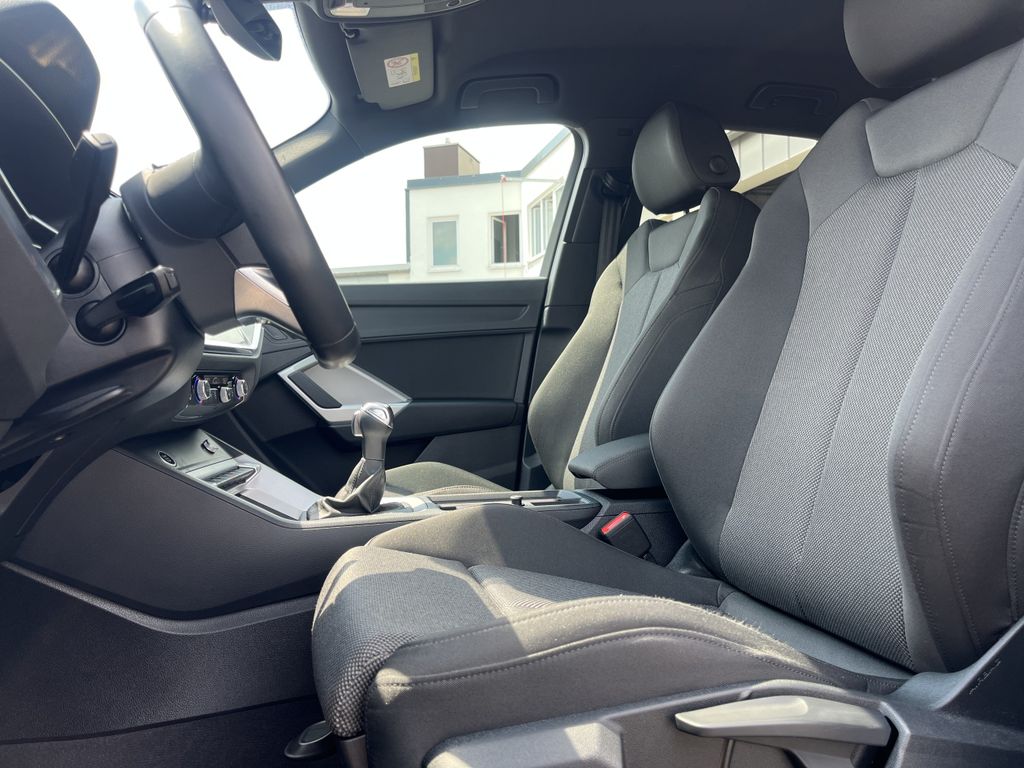 Audi Q3 35 1.5 TFSI S tronic S line 13