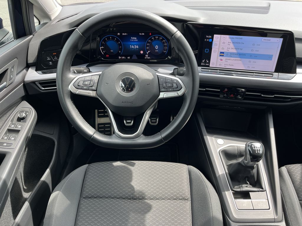 Volkswagen Golf 1.5 TSI ACTIVE 16