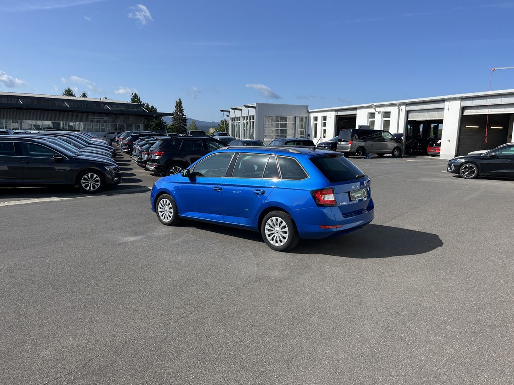 Skoda Fabia Combi 1.0 TSI Ambition 10