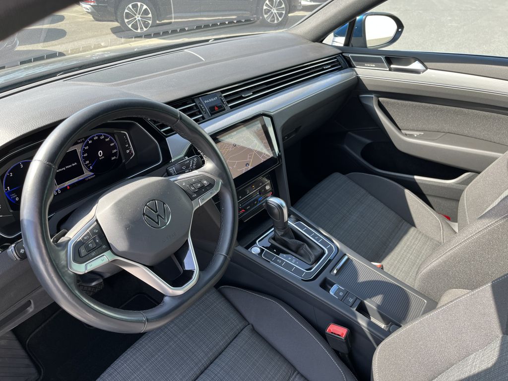 Volkswagen Passat Variant 2.0 TDI DSG Business 12