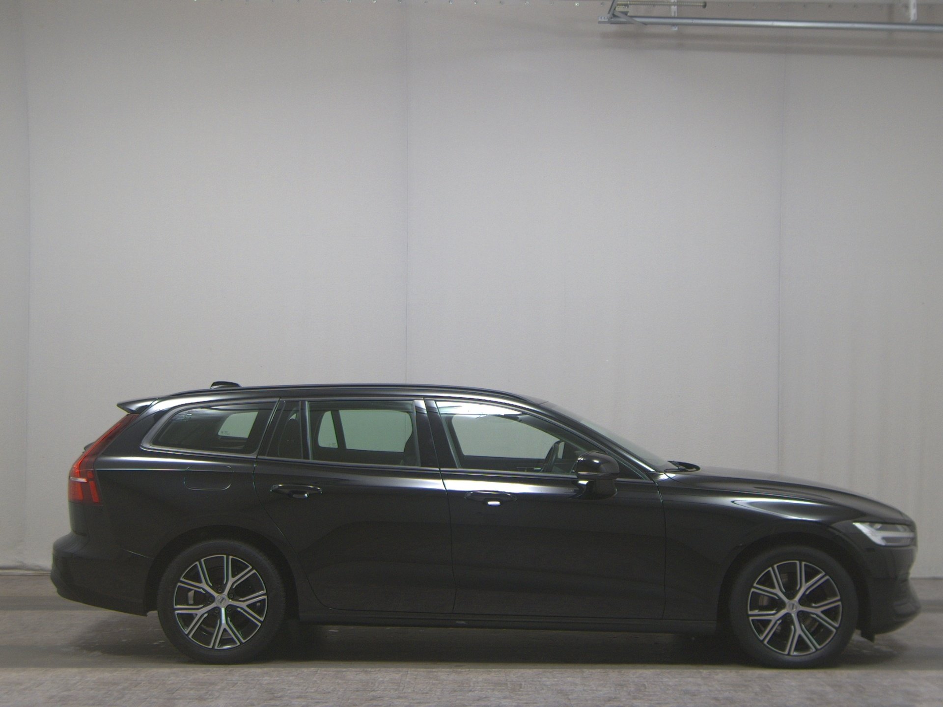 Volvo V60 B3 Essential Navi LED RFK 4xShz PDC