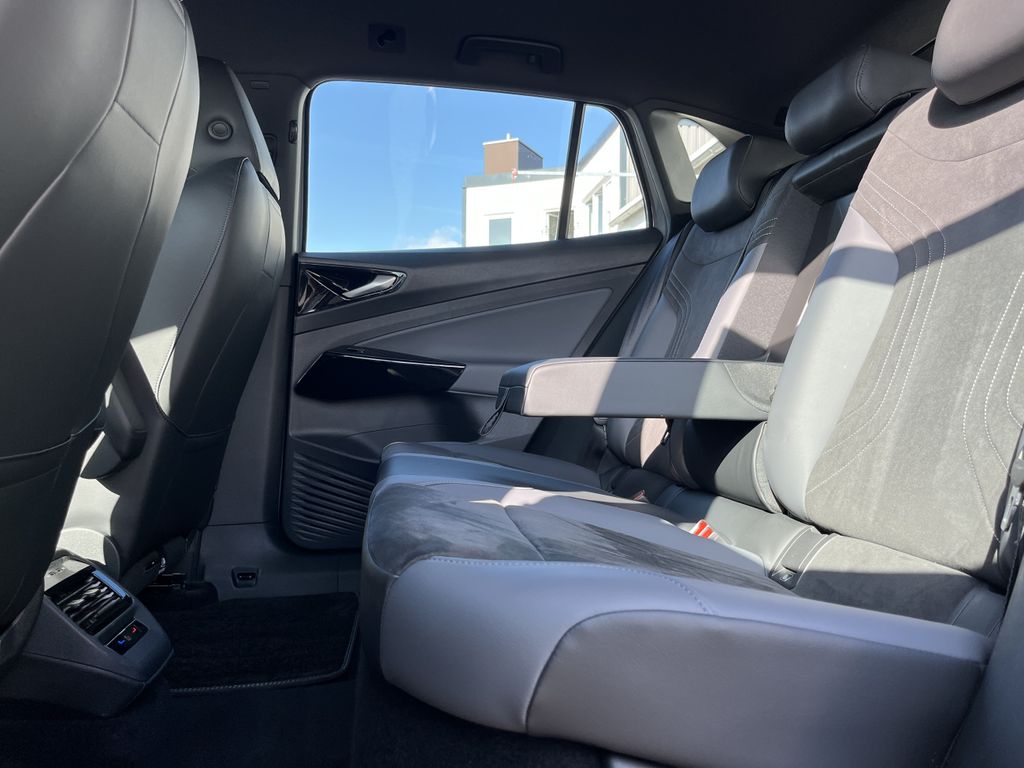 Volkswagen ID.4 Pro Performance 18