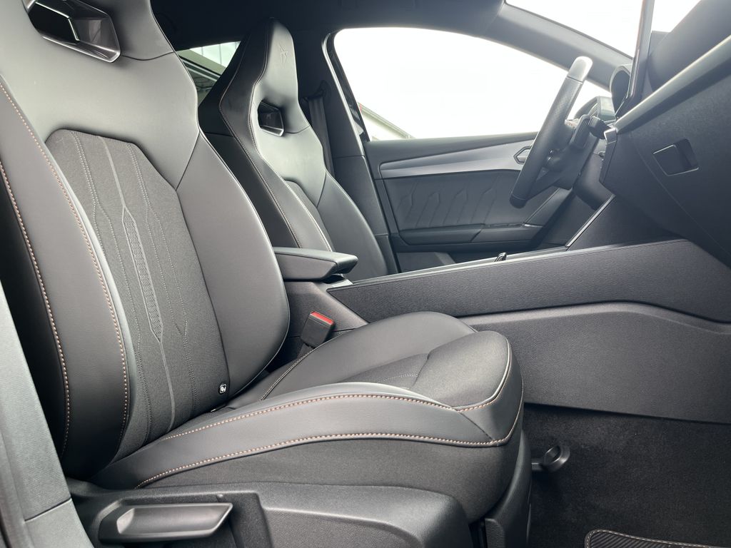 Cupra Leon SP 2.0 TSI DSG VZ 15