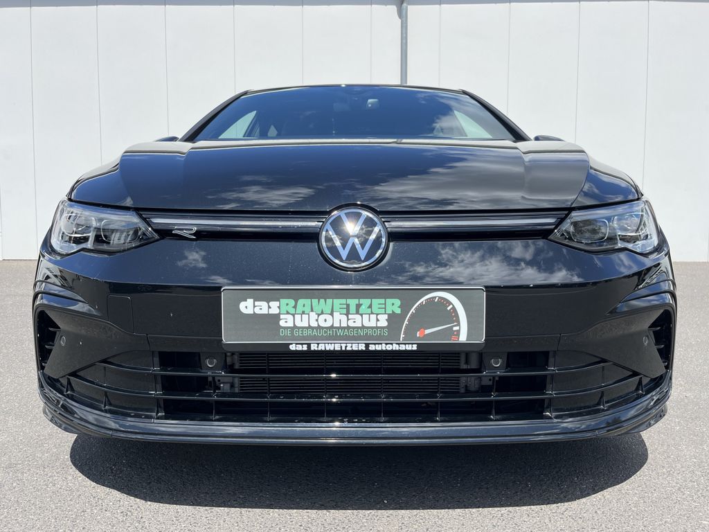 Volkswagen Golf 1.5 TSI DSG R-Line Black Style 4