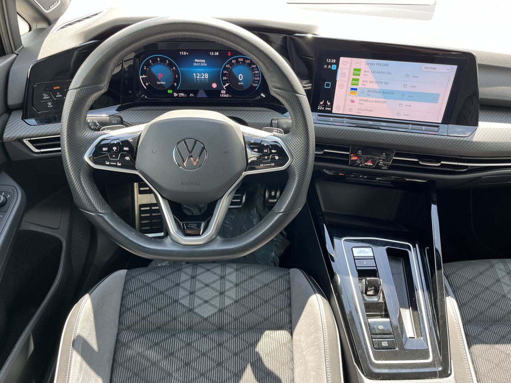 Volkswagen Golf 1.5 TSI DSG R-Line Black Style 14