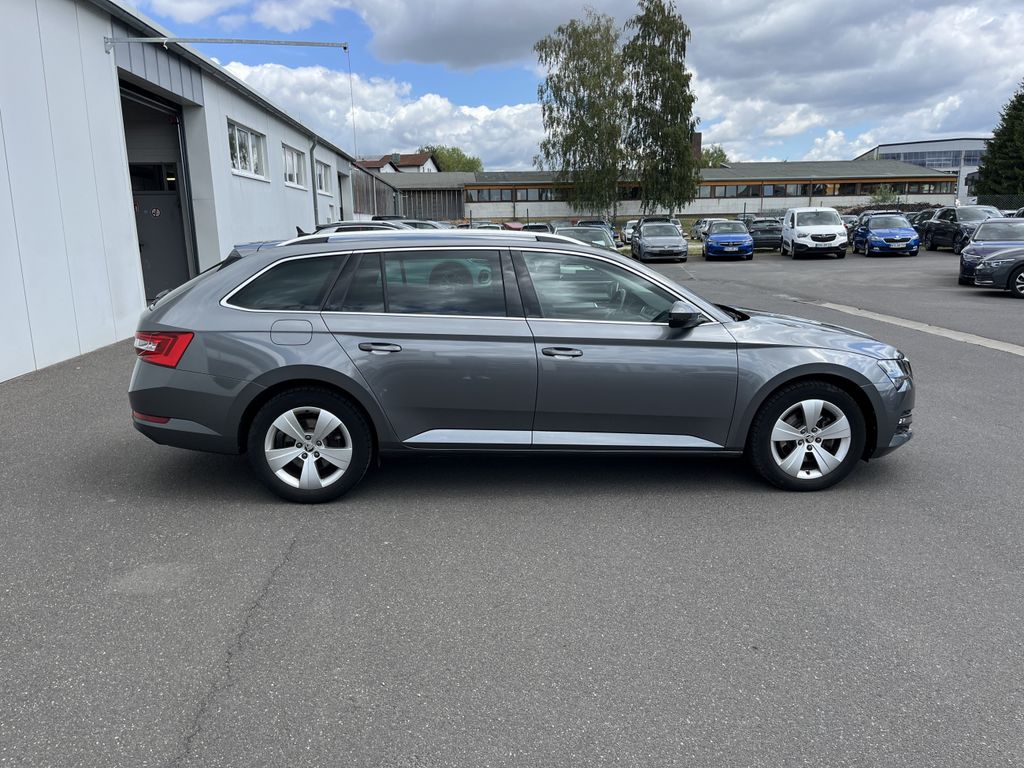 Skoda Superb Combi 1.5 TSI DSG Ambition 5