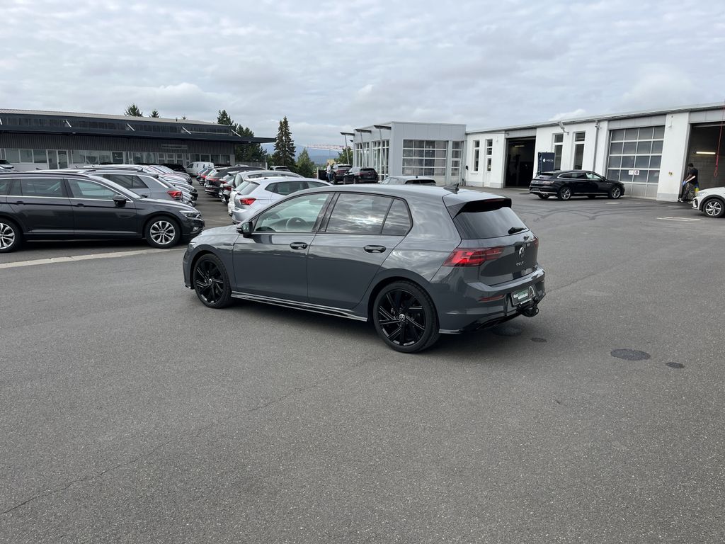Volkswagen Golf 1.5 TSI DSG R-Line Blackline Style 11