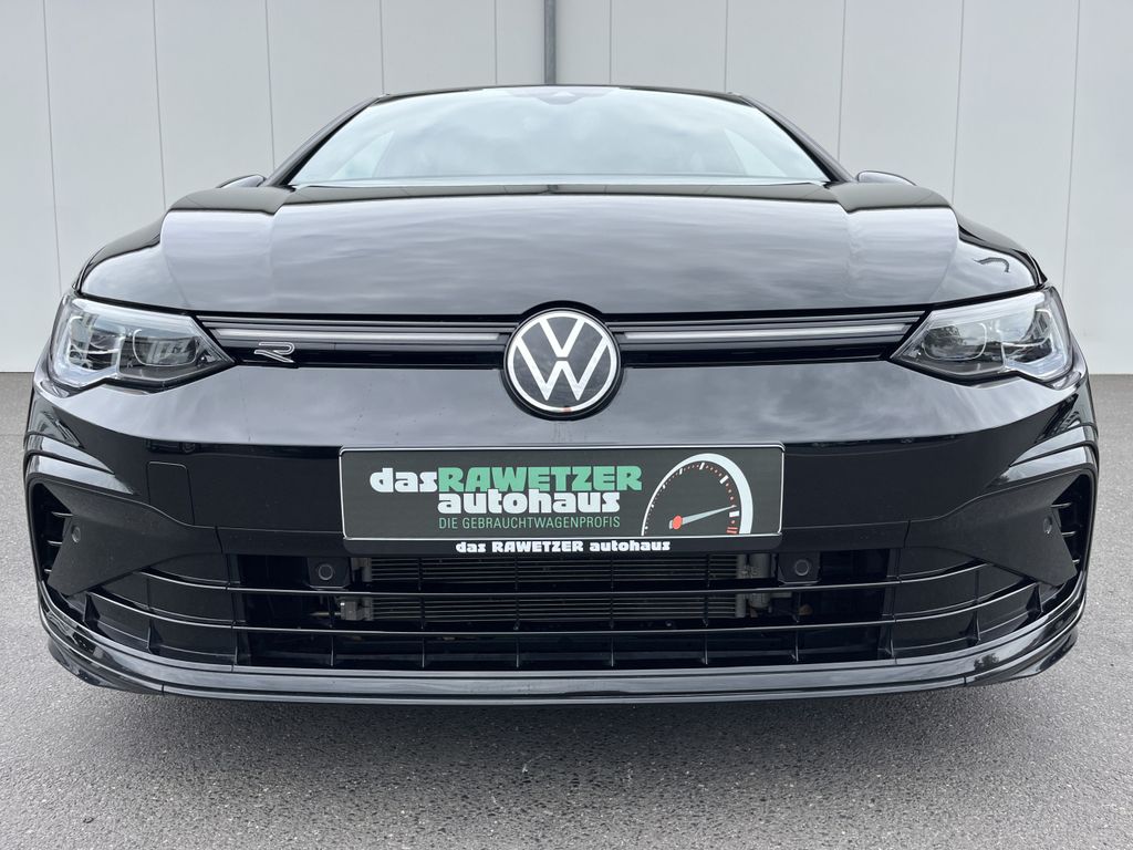 Volkswagen Golf 1.5 TSI DSG R-Line Blackline Style 4