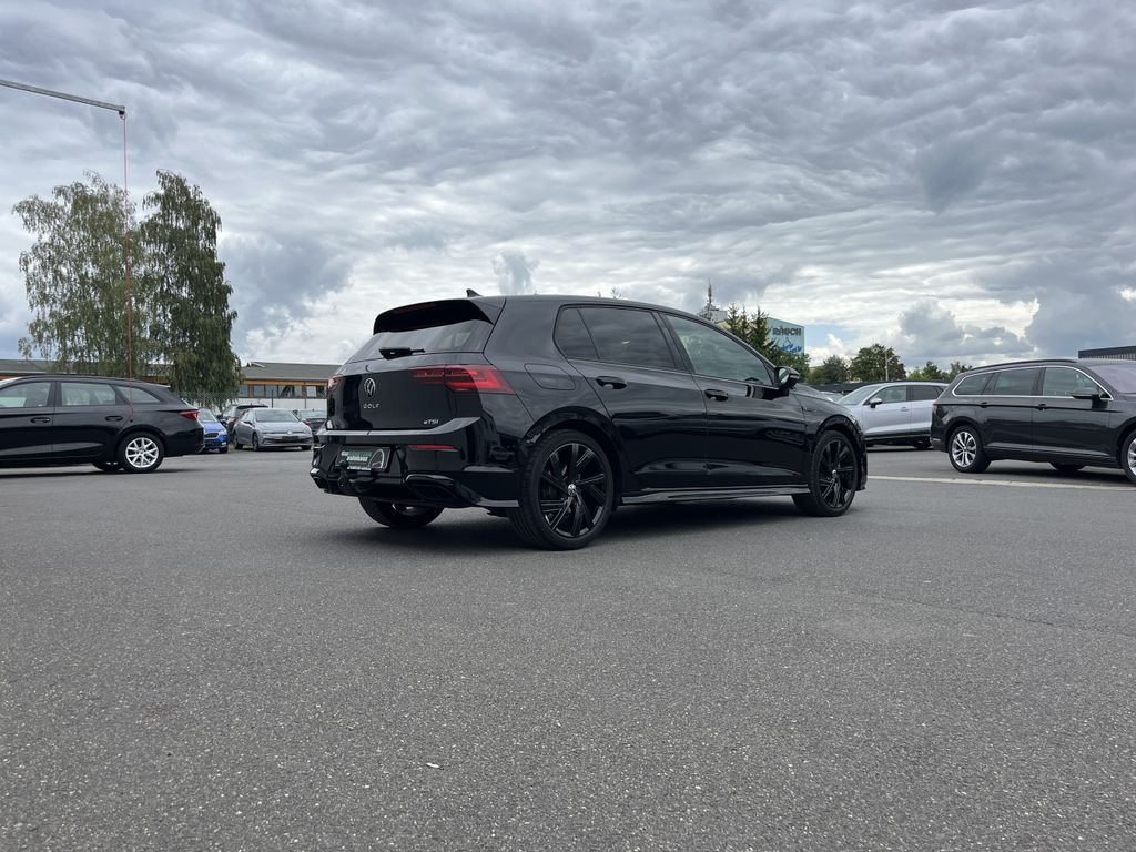 Volkswagen Golf 1.5 TSI DSG R-Line Blackline Style 7