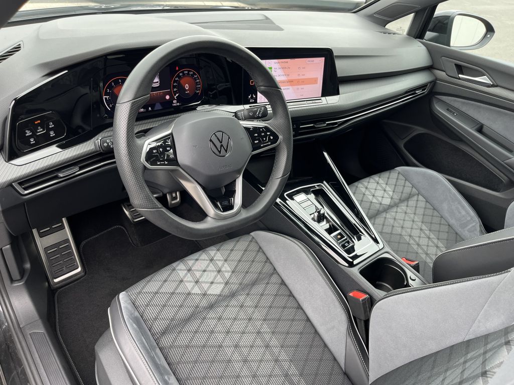 Volkswagen Golf 1.5 TSI DSG R-Line Blackline Style 12