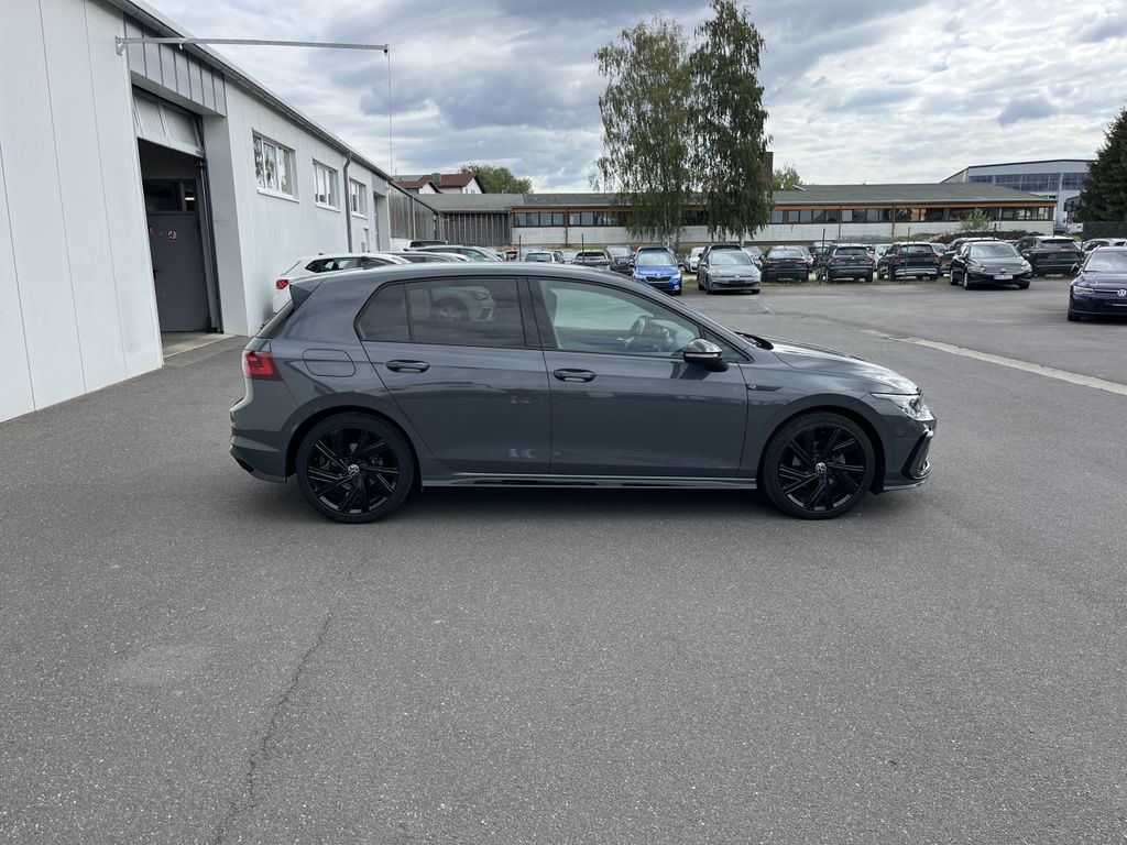 Volkswagen Golf 1.5 TSI DSG R-Line Blackline Style 6