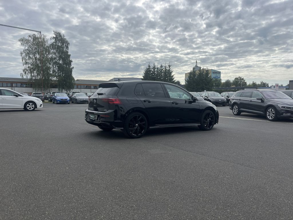 Volkswagen Golf 1.5 TSI DSG R-Line Blackline Style 7