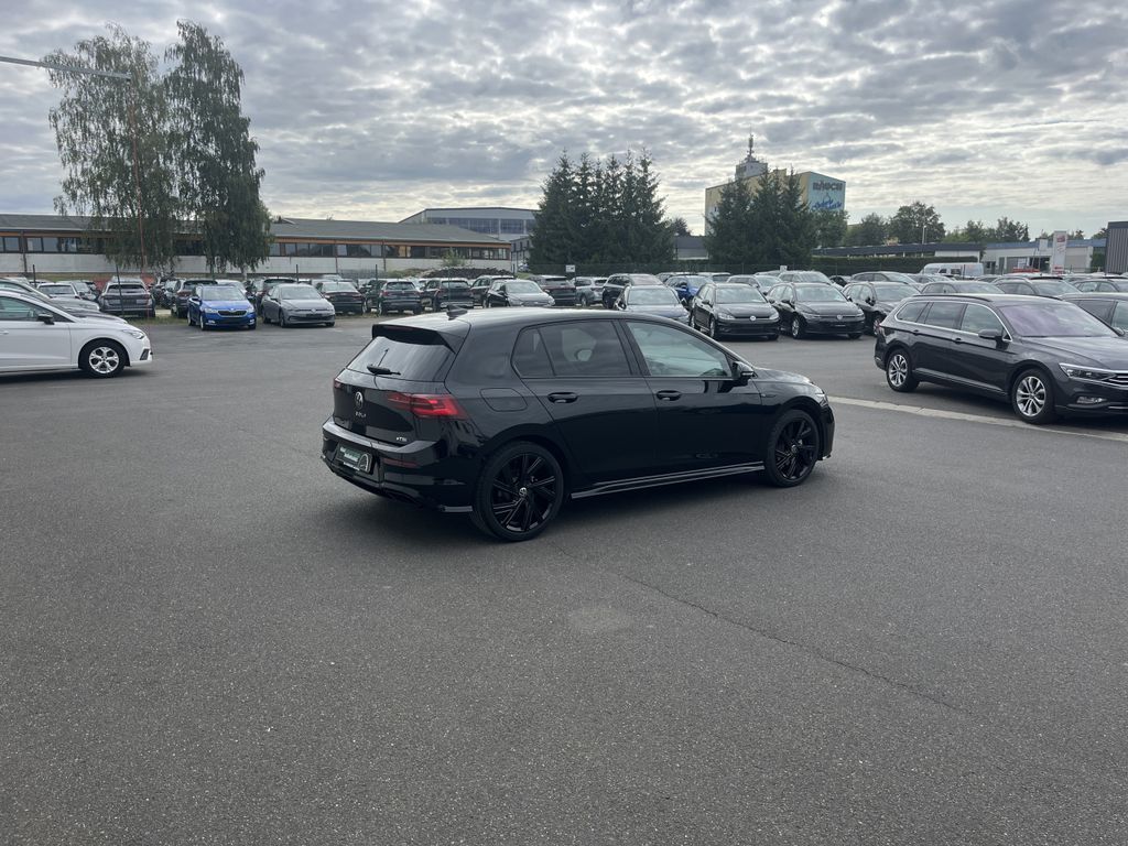 Volkswagen Golf 1.5 TSI DSG R-Line Blackline Style 8