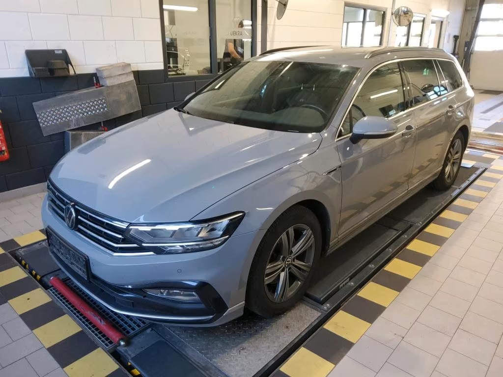 Volkswagen Passat Variant 2.0 2023
