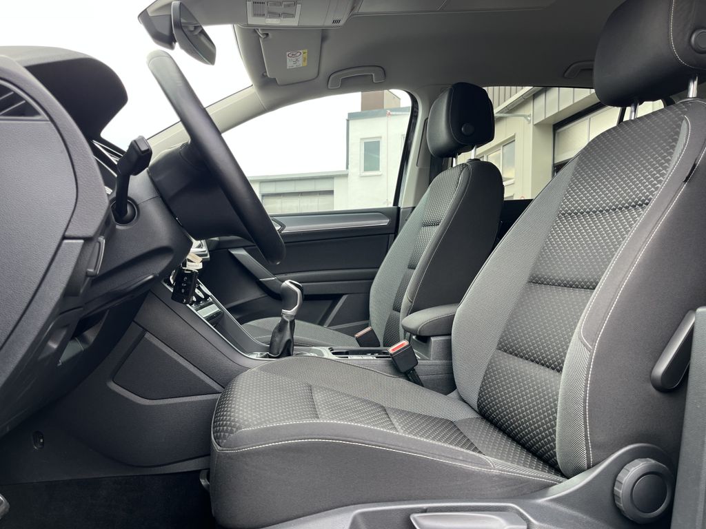 Volkswagen Touran 2.0 TDI ACTIVE 13