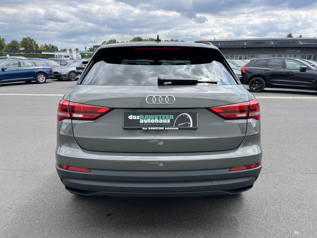 Audi Q3 35 1.5 TFSI 9