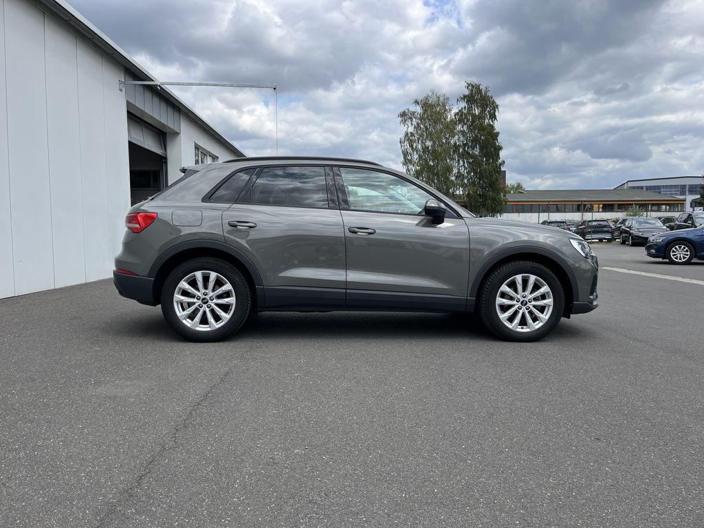 Audi Q3 35 1.5 TFSI 5