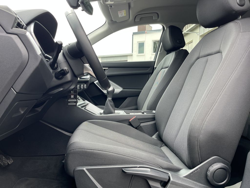 Audi Q3 35 1.5 TFSI 13