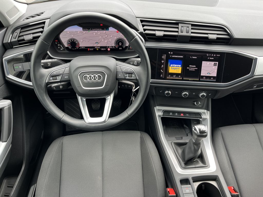 Audi Q3 35 1.5 TFSI 16