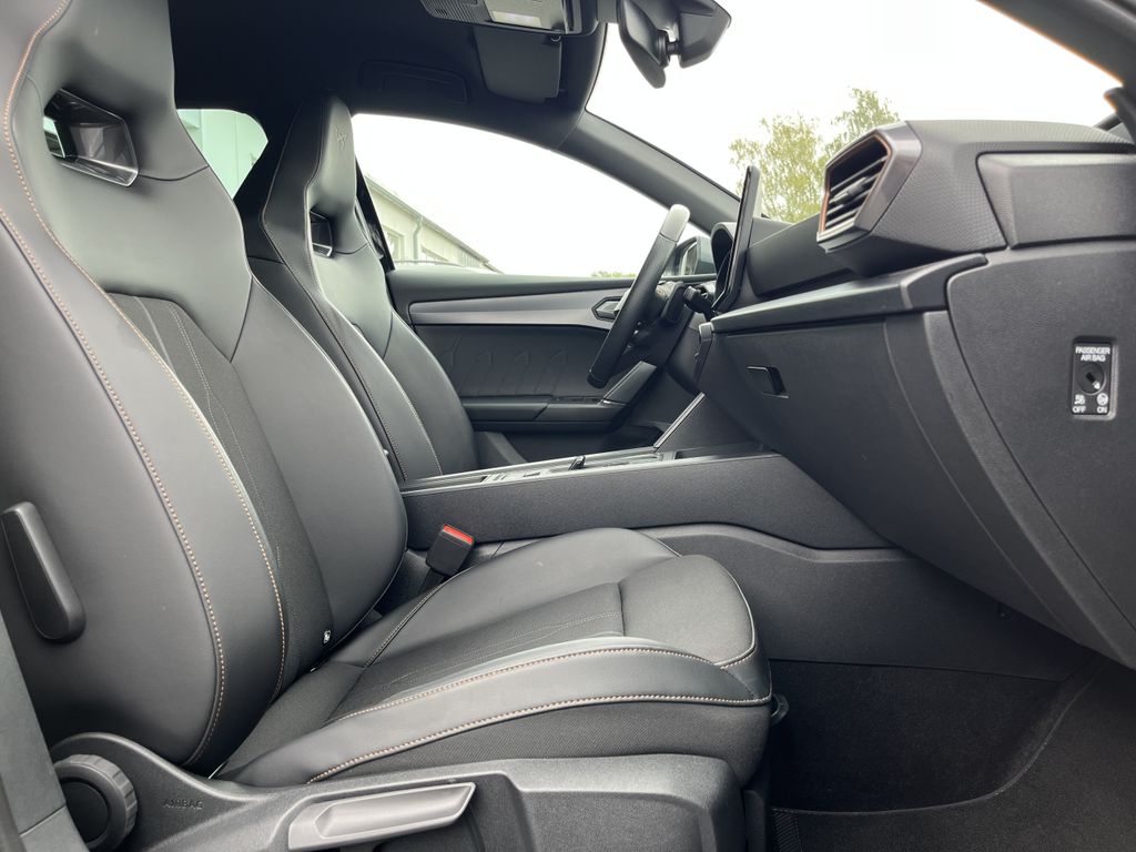 Cupra Leon SP 2.0 TSI DSG VZ 15
