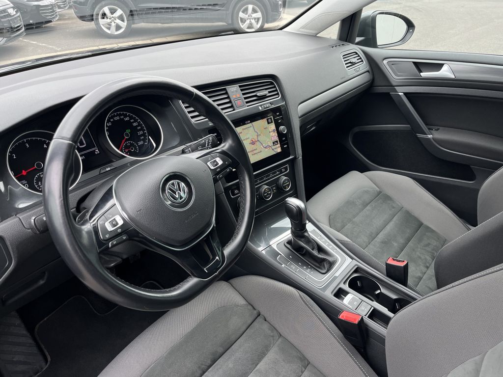 Volkswagen Golf Variant 2.0 TDI DSG R-Line 12