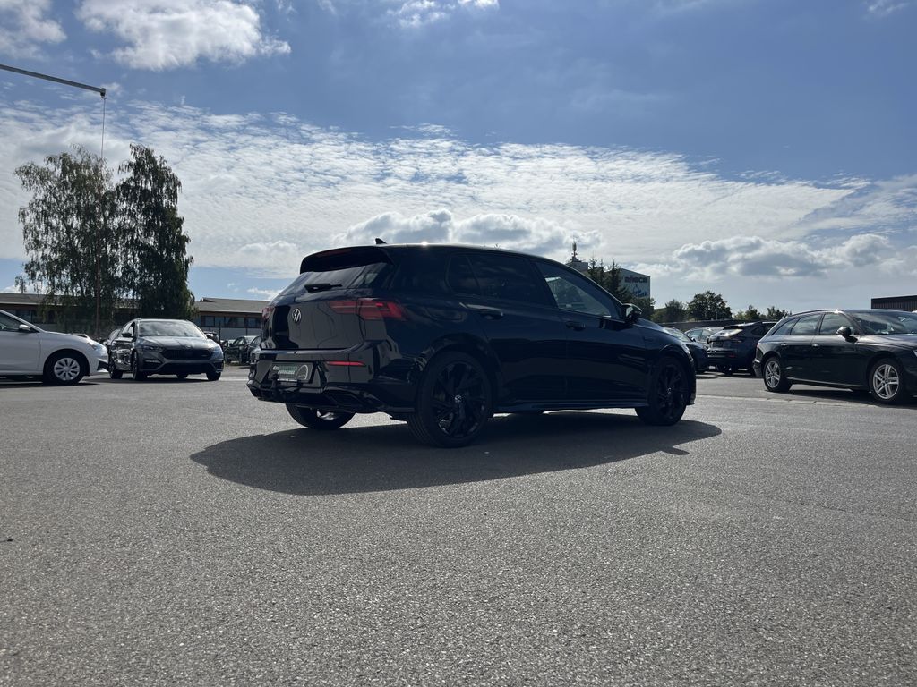 Volkswagen Golf 1.5 TSI DSG R-Line Black Style 7