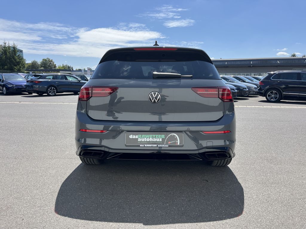 Volkswagen Golf 1.5 TSI DSG R-Line 9