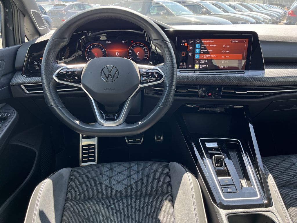 Volkswagen Golf 1.5 TSI DSG R-Line 16