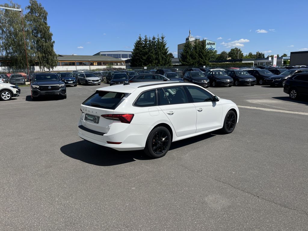 Skoda Octavia Combi 1.4 TSI e-Hybrid Blackline 8
