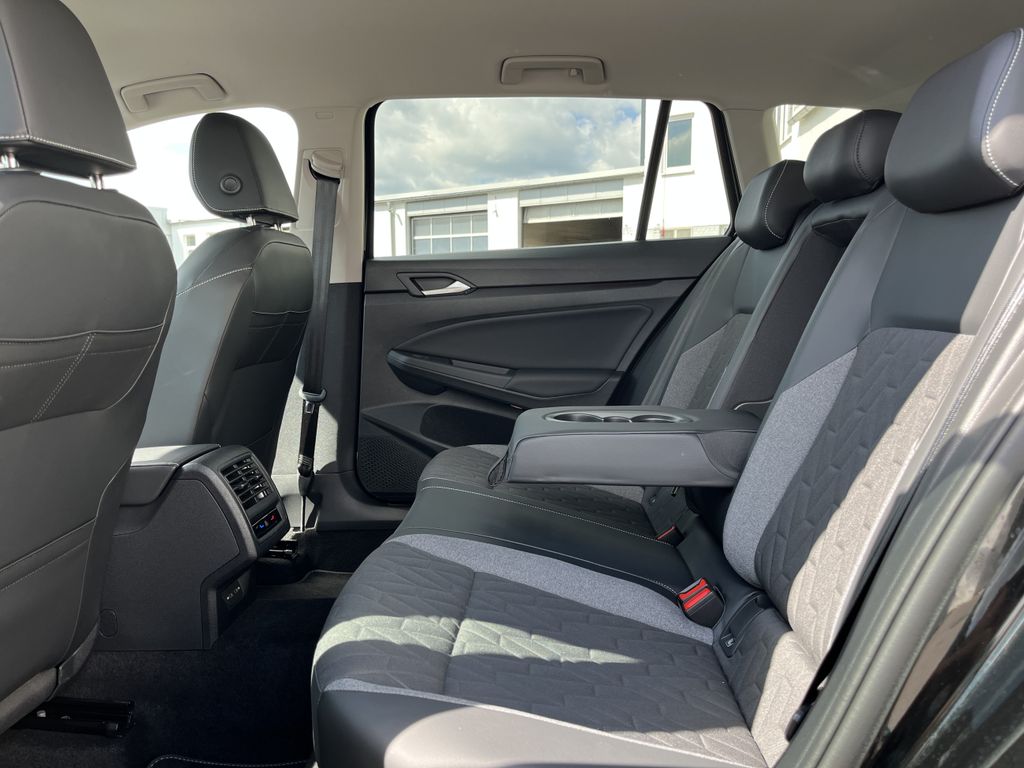 Volkswagen Golf Variant 2.0 TDI DSG Life GOAL 17
