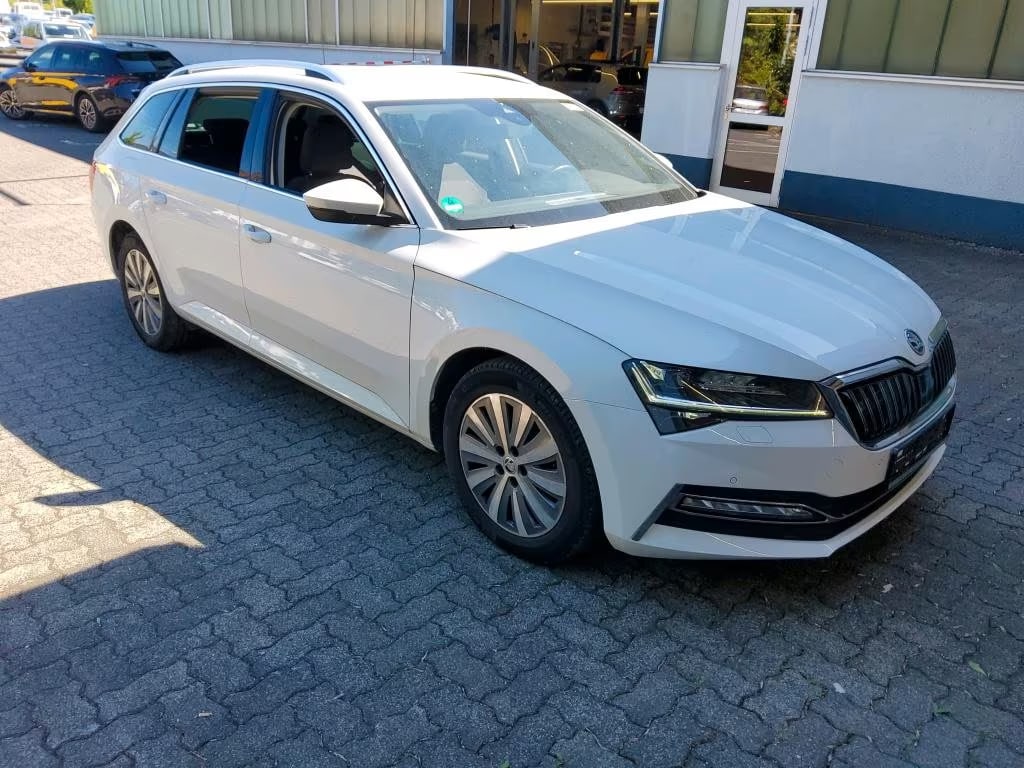 Skoda Superb 1.4 2021