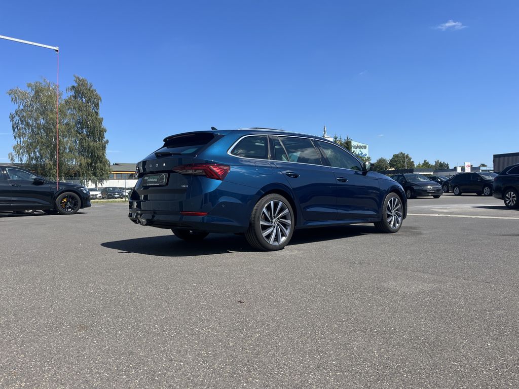Skoda Octavia Combi 2.0 TDI DSG 4x4 Style 7