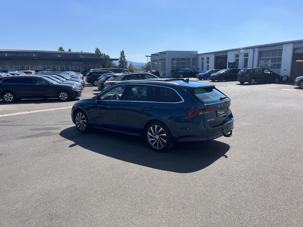 Skoda Octavia Combi 2.0 TDI DSG 4x4 Style 11