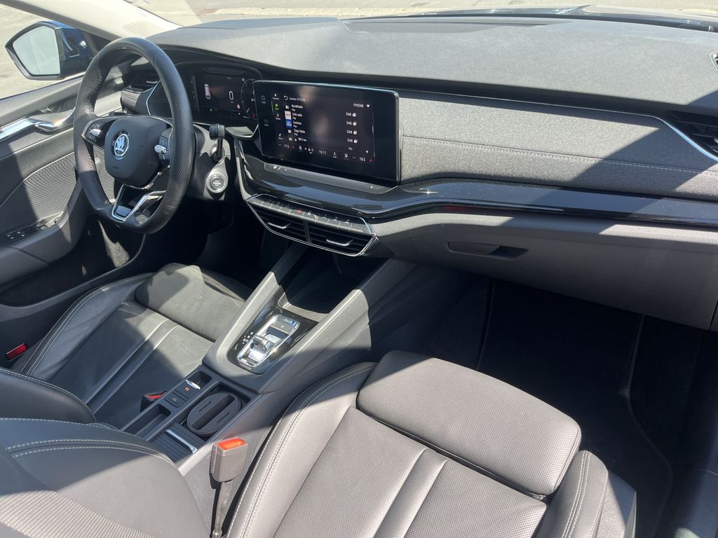 Skoda Octavia Combi 2.0 TDI DSG 4x4 Style 14