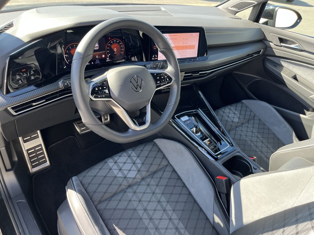 Volkswagen Golf 1.5 TSI DSG R-Line 12
